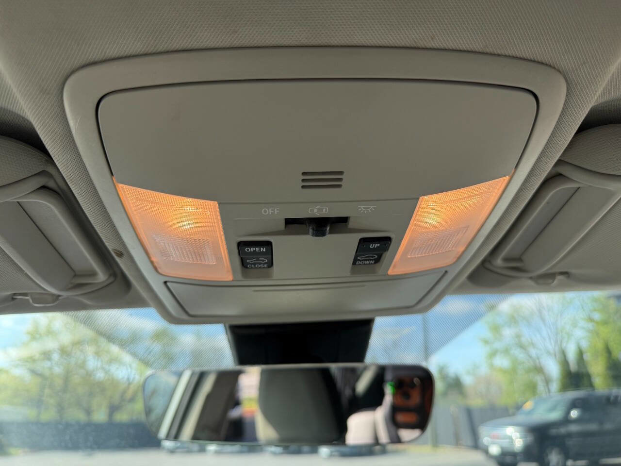 Used 2016 Toyota RAV4 Limited w/ Advanced Technology Package image 17