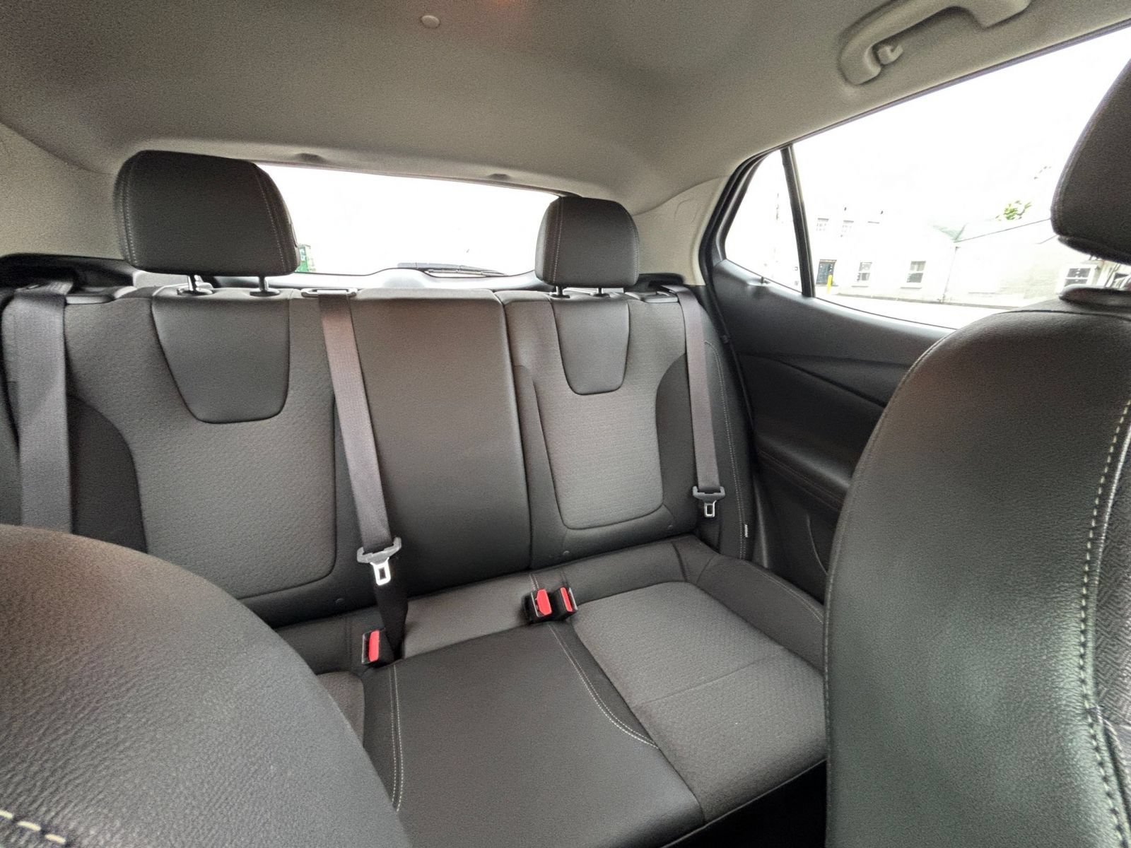 Used 2025 Buick Encore GX Preferred FWD image 37