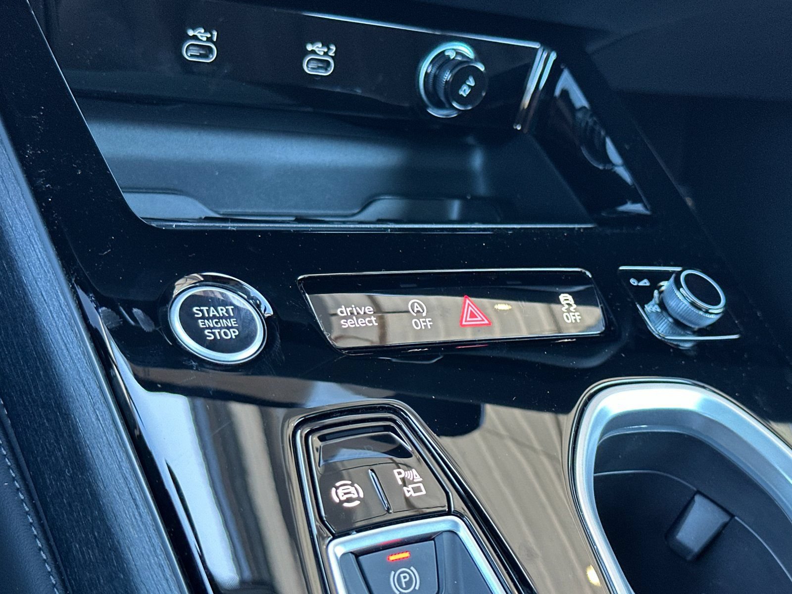 New 2026 Audi A6 Premium Plus AWD/4WD image 19