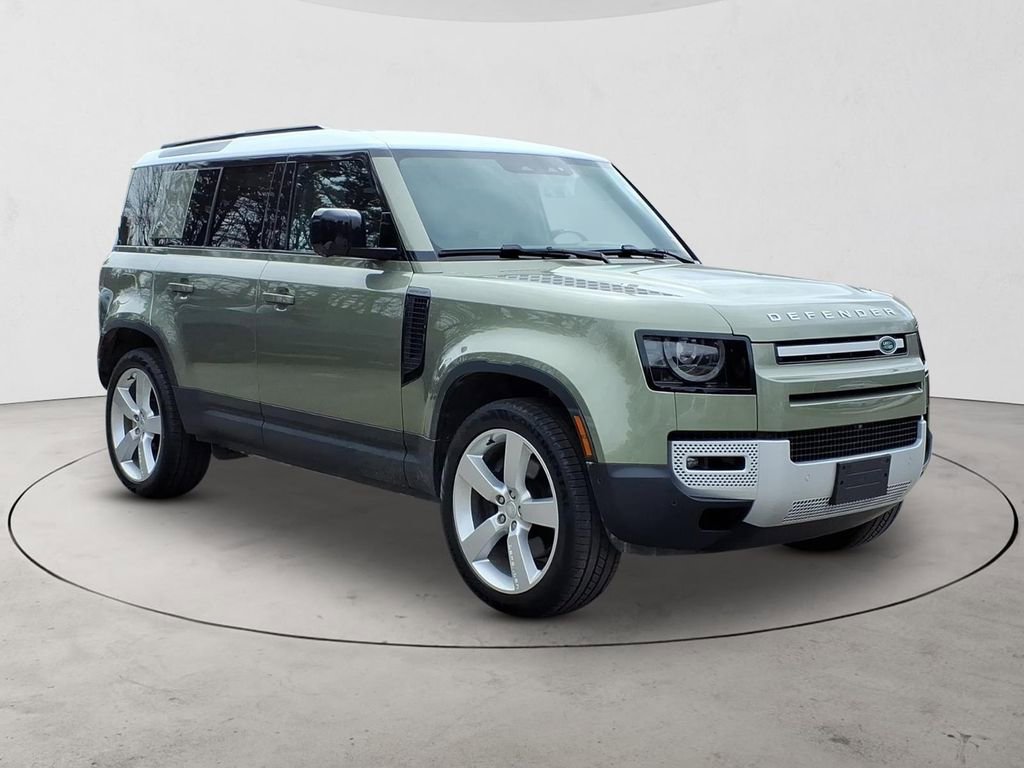 Used 2023 Land Rover Defender 110 SE image 3