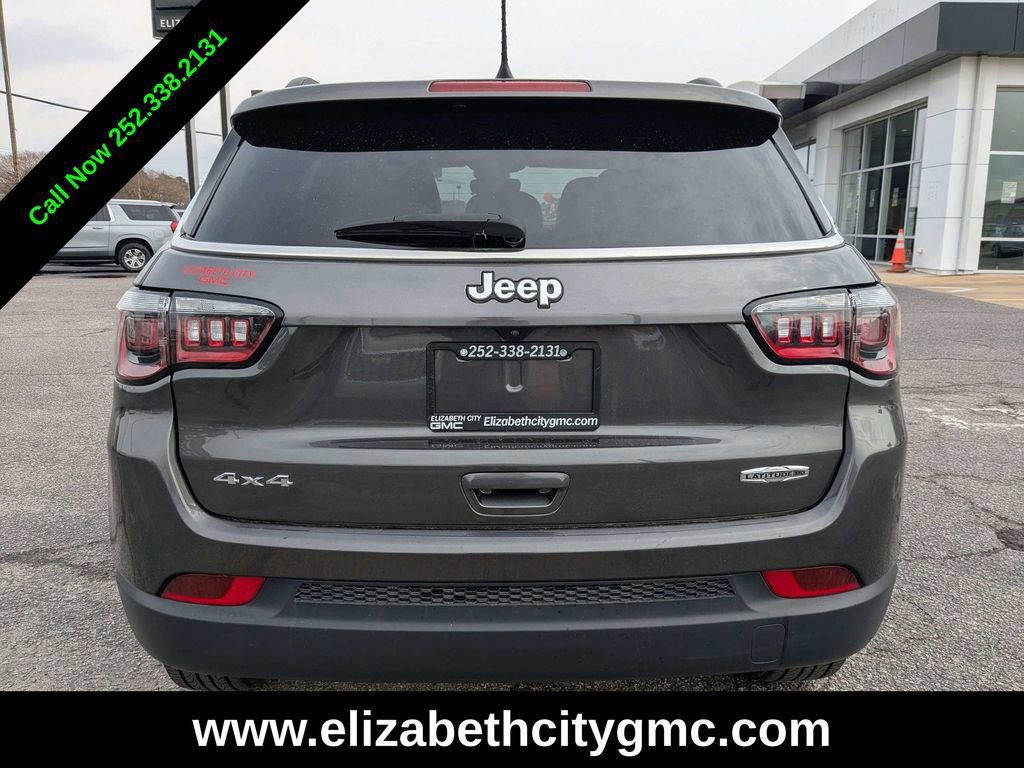 Used 2023 Jeep Compass Latitude w/ Sun and Sound Group image 5