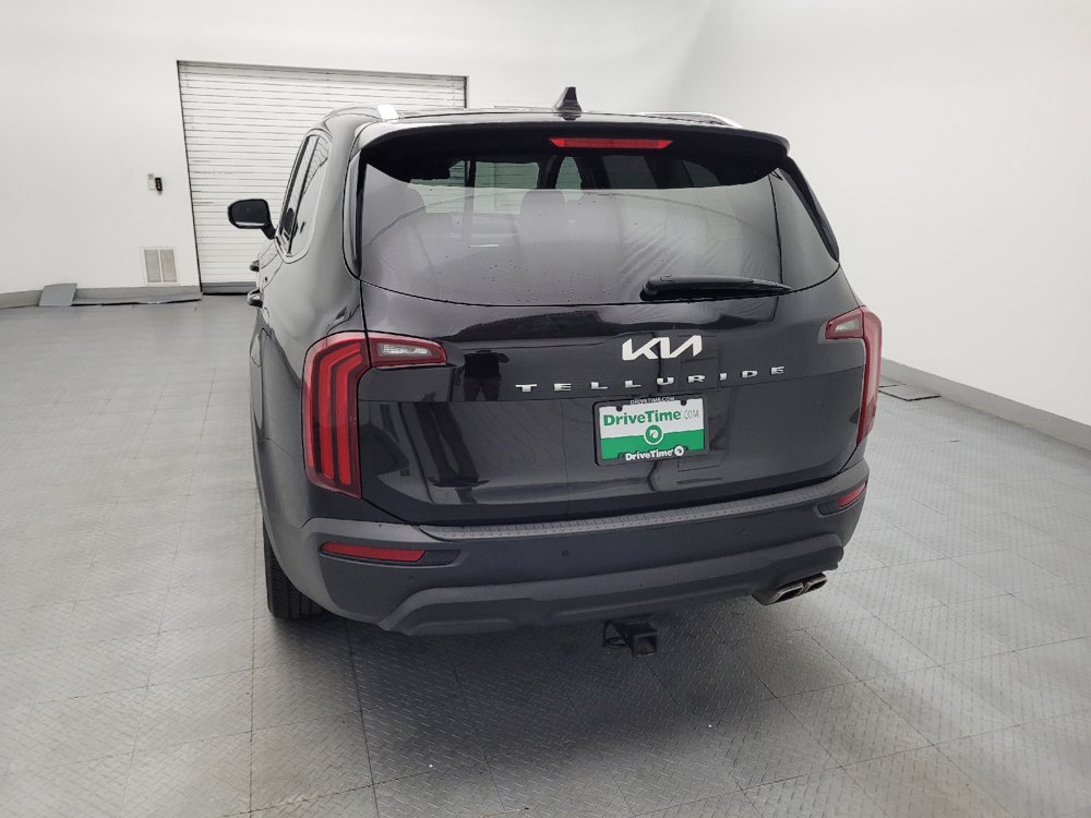 Used 2022 Kia Telluride EX w/ EX Premium Package FWD image 6
