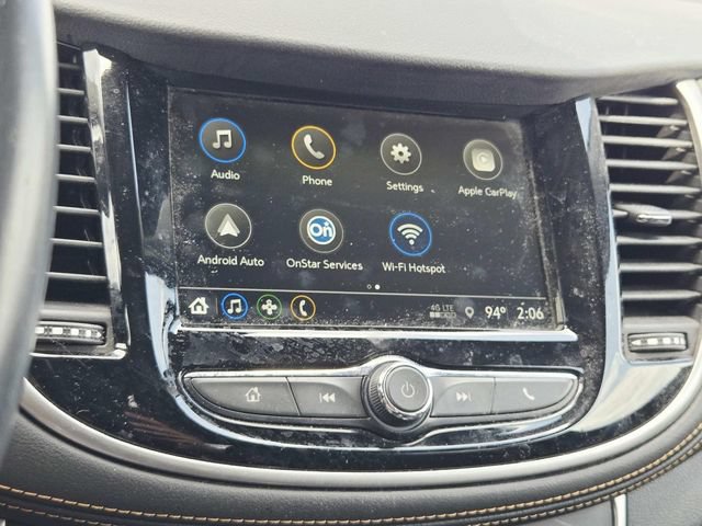 Used 2018 Chevrolet Trax LT w/ LT Convenience Package FWD image 12