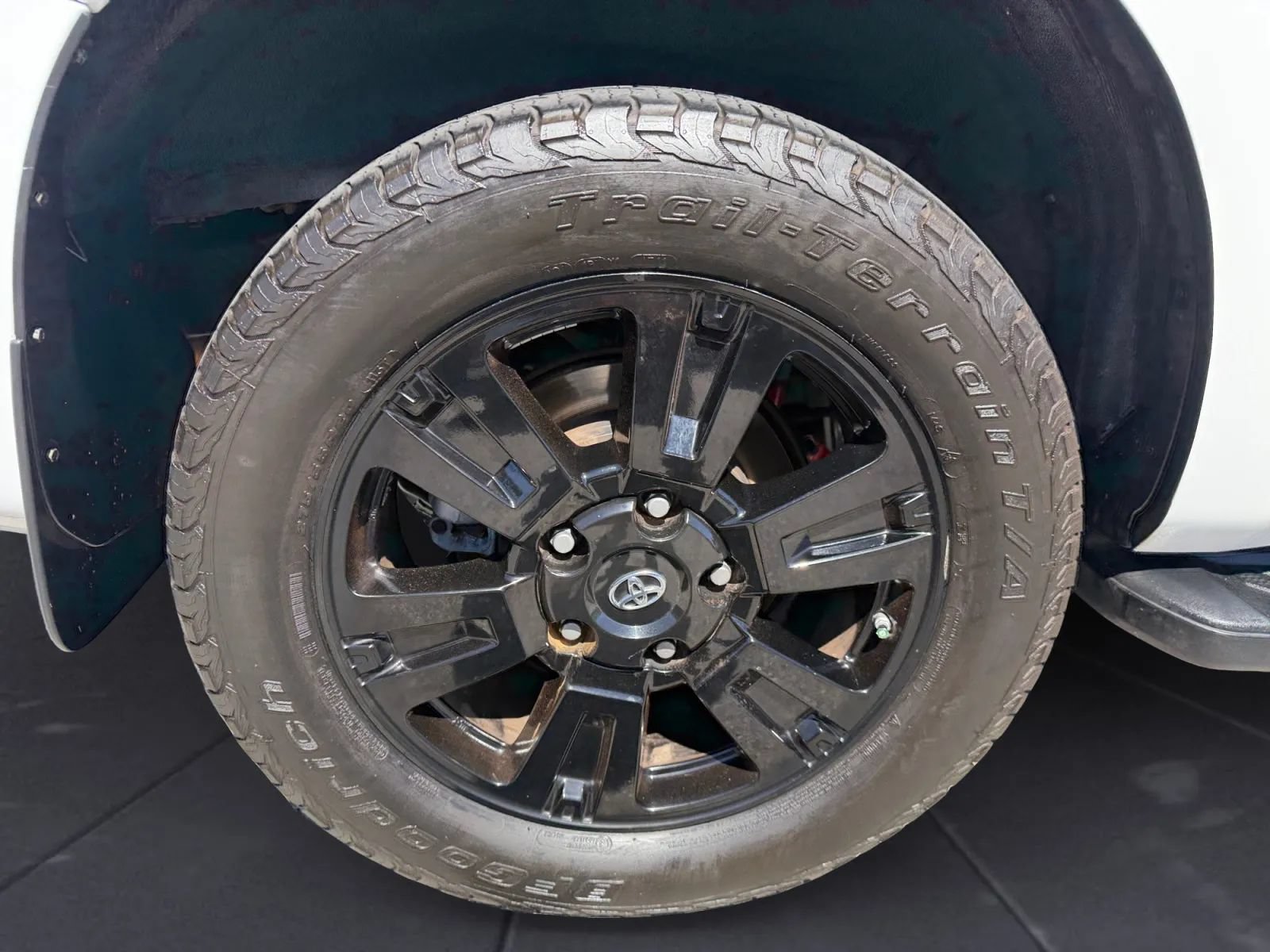 Used 2019 Toyota Sequoia TRD Sport w/ TRD Sport Premium Package AWD/4WD image 32
