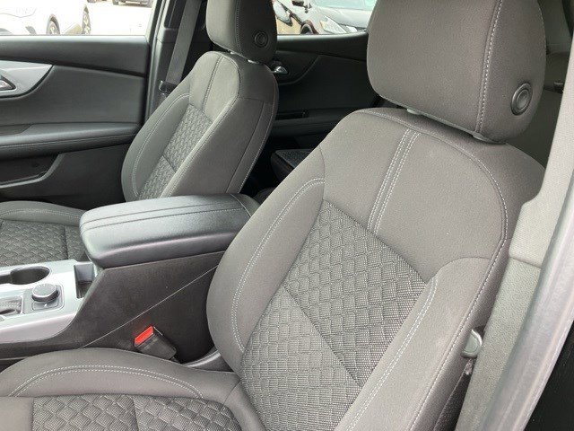 Used 2020 Chevrolet Blazer LT image 13