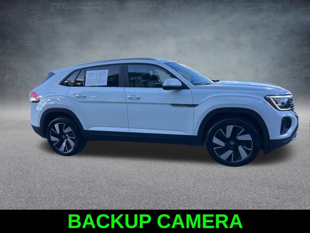 Used 2024 Volkswagen Atlas Cross Sport SE image 4