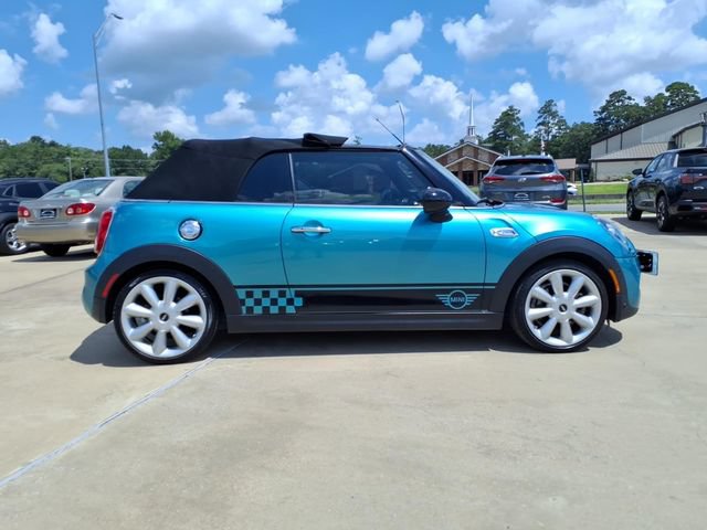 Used 2019 MINI Cooper S w/ Driver Assistance Package FWD image 2