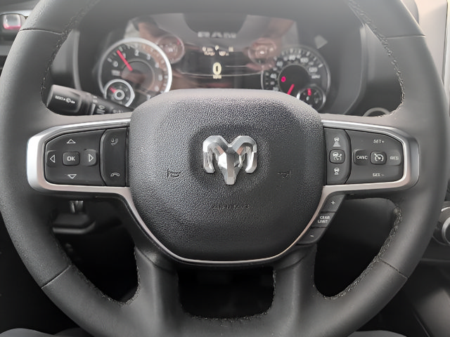 Used 2025 RAM 1500 Big Horn AWD/4WD image 18