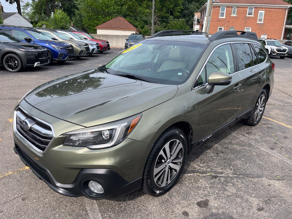 Used 2018 Subaru Outback 3.6R Limited AWD/4WD image 8