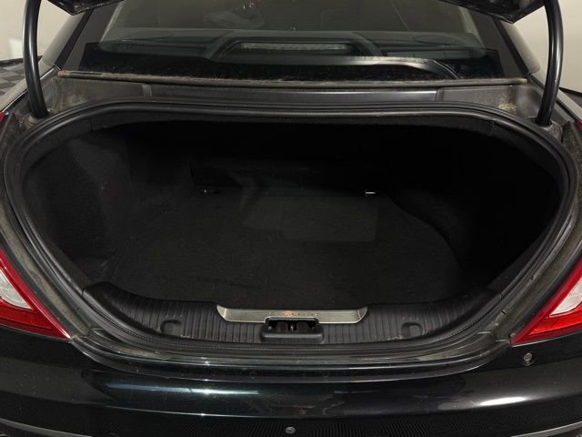 Used 2019 Jaguar XJ L Portfolio image 17