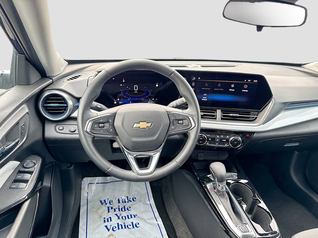 Used 2024 Chevrolet Trax LT w/ Driver Confidence Package image 21