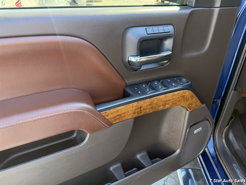 Used 2015 Chevrolet Silverado 1500 High Country w/ High Country Premium Package AWD/4WD image 7