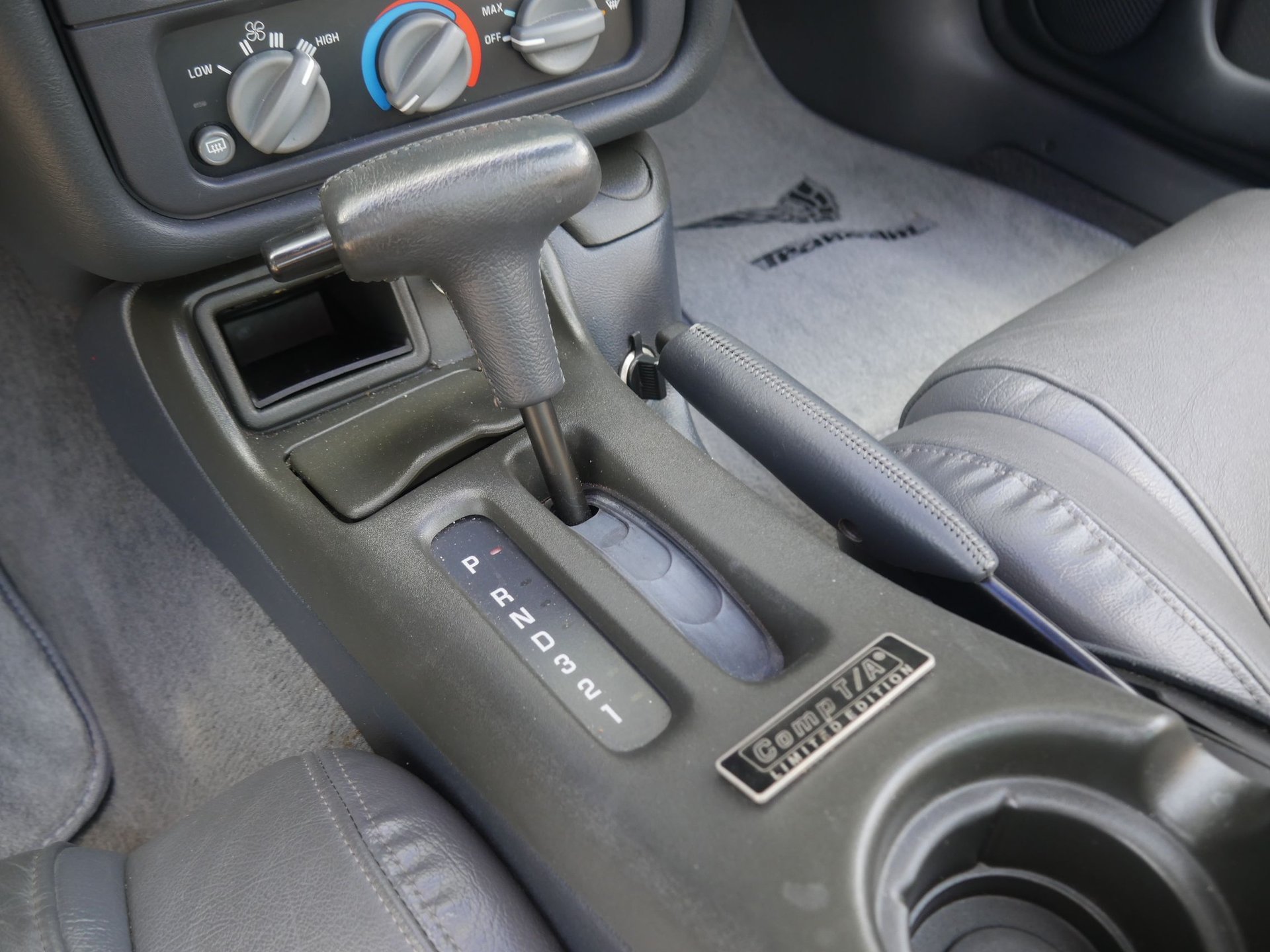 Used 1997 Pontiac Firebird Trans Am RWD image 62