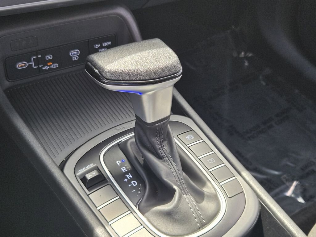 Certified 2024 Hyundai Kona SE image 24