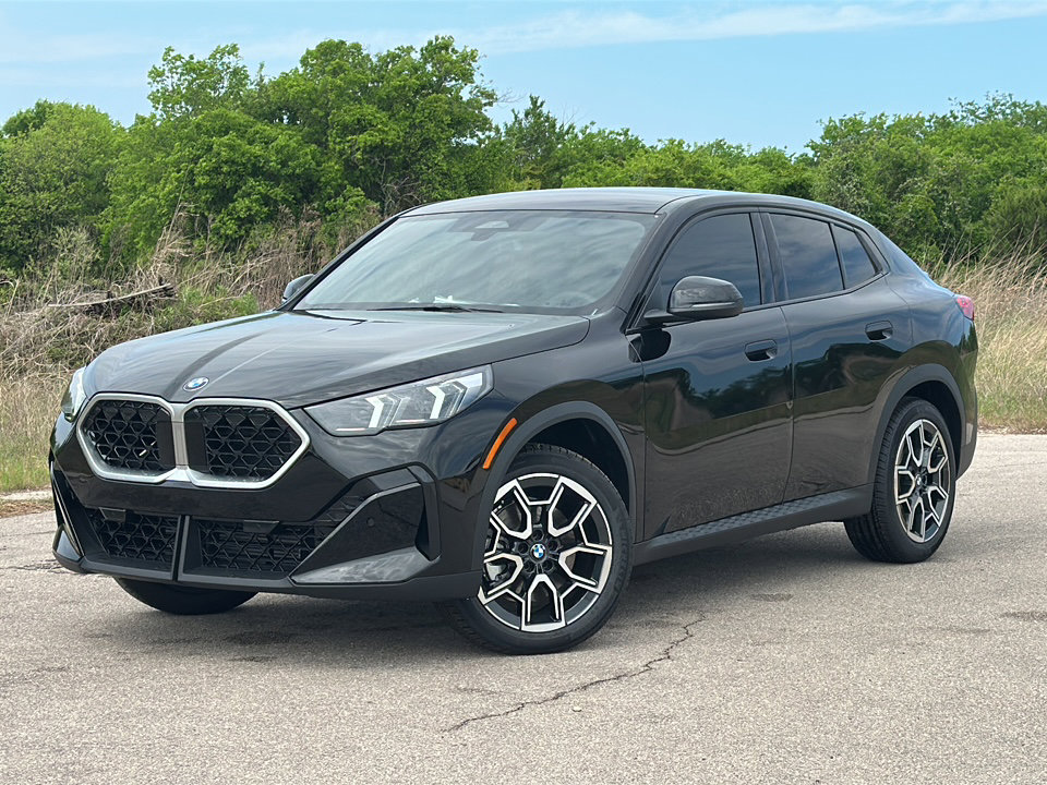 New 2026 BMW X2 xDrive28i w/ Convenience Package image 1