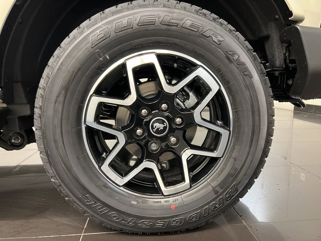 New 2026 Ford Bronco Outer Banks image 7