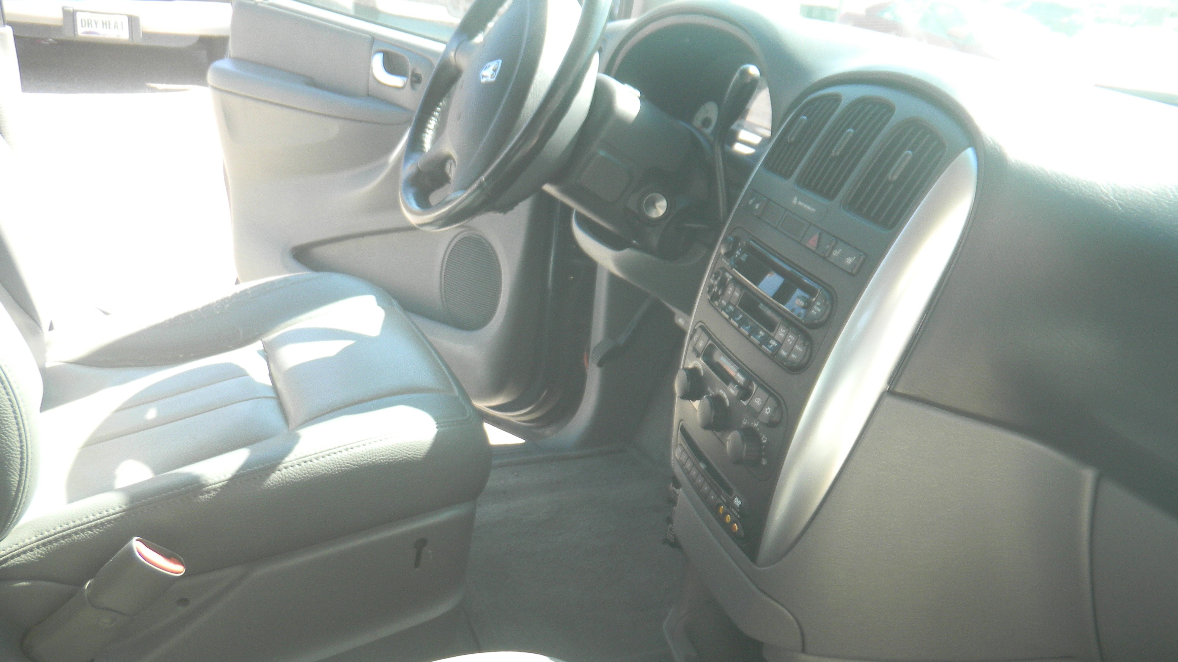 Used 2006 Dodge Grand Caravan SXT image 40