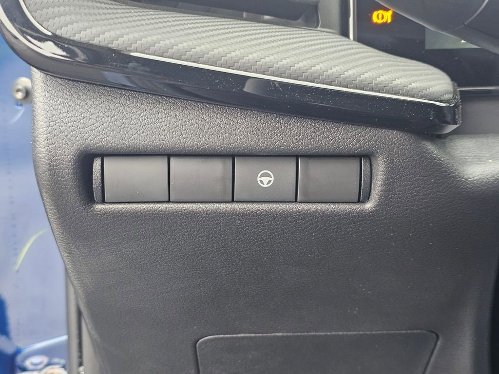 New 2026 Nissan Kicks SR w/ Cold Weather Package image 31