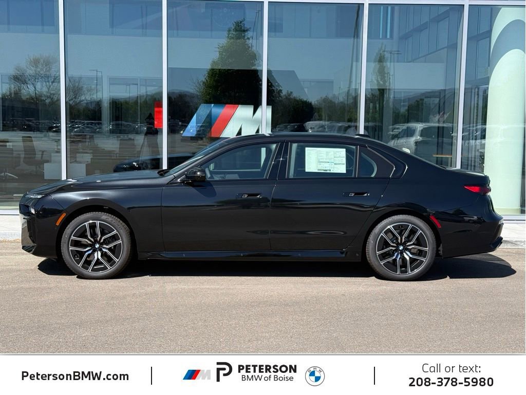 New 2026 BMW 760i xDrive w/ Executive Package AWD/4WD image 2