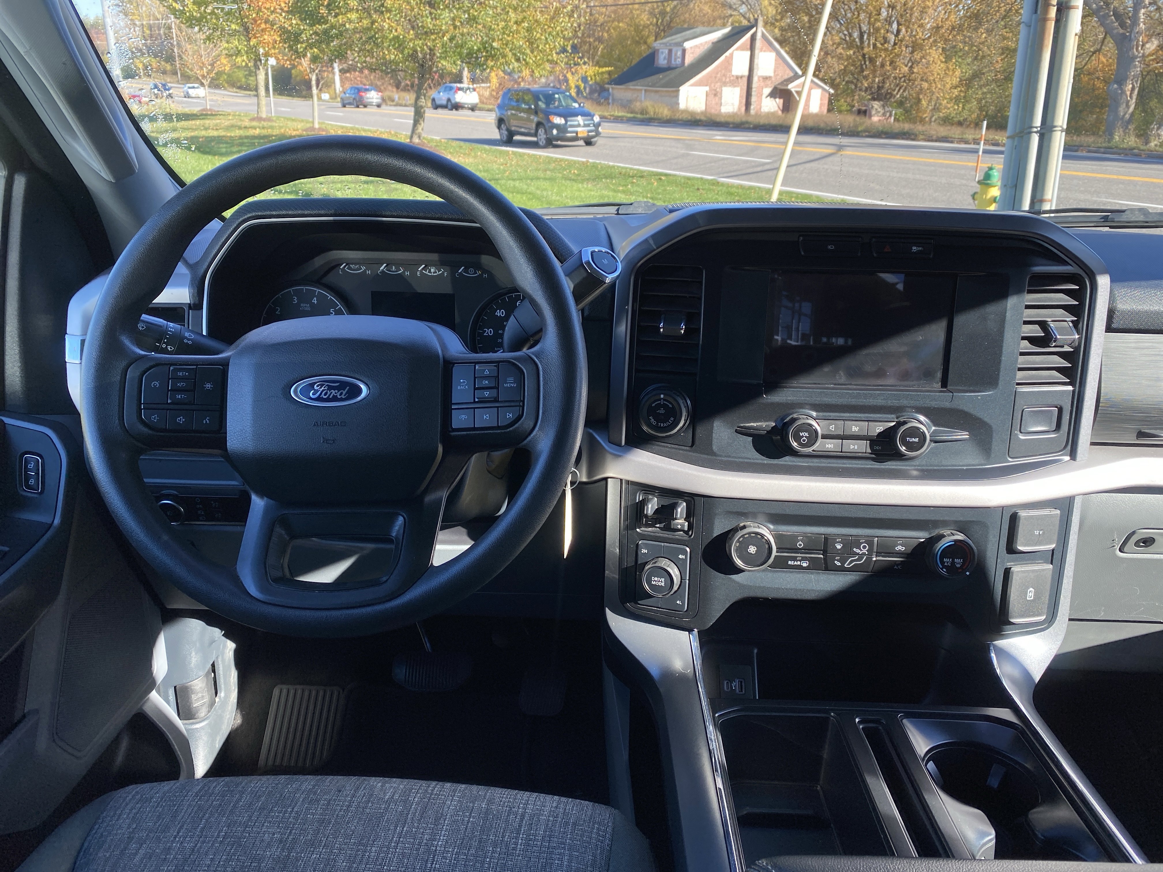 Used 2023 Ford F150 XLT image 14