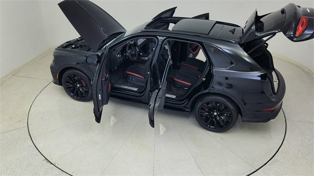 Used 2022 Bentley Bentayga Speed image 81