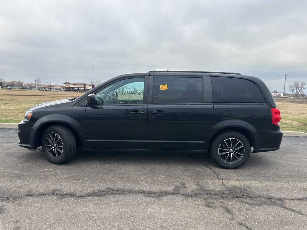 Used 2018 Dodge Grand Caravan SXT w/ Blacktop Package image 6