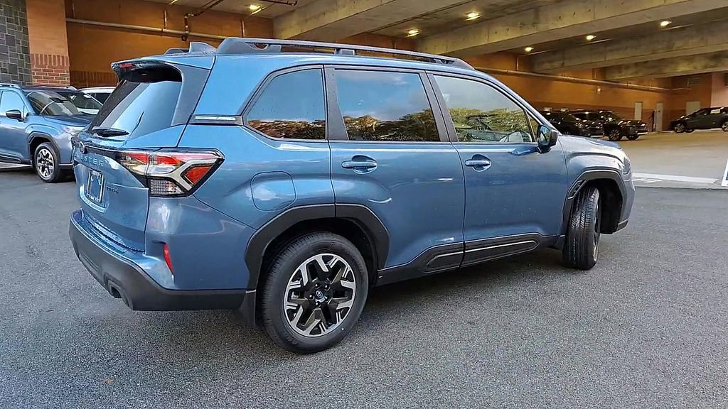New 2025 Subaru Forester Premium image 8