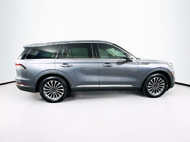 Certified 2022 Lincoln Aviator Reserve w/ Elements Package Plus AWD/4WD image 11