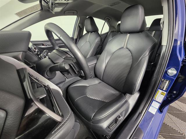Used 2024 Toyota Camry SE AWD/4WD image 25
