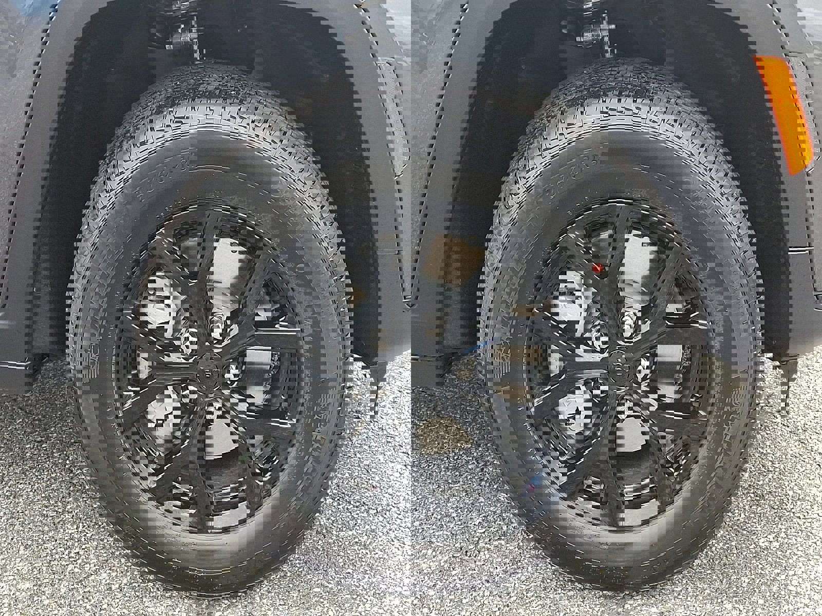 New 2025 Jeep Grand Cherokee L Altitude image 8