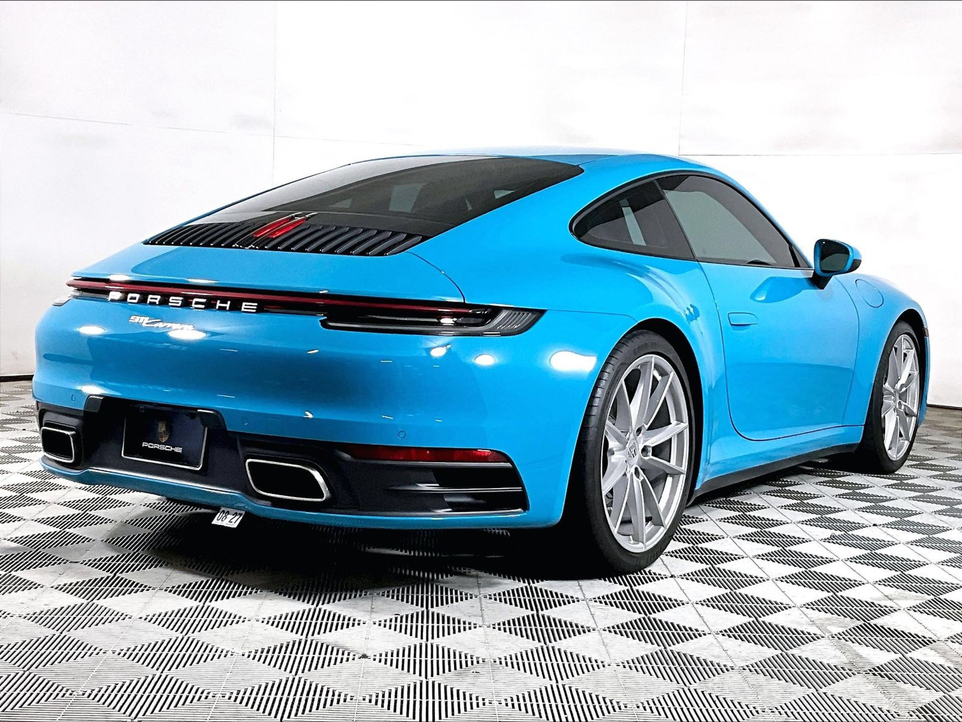 Certified 2020 Porsche 911 Carrera RWD image 9
