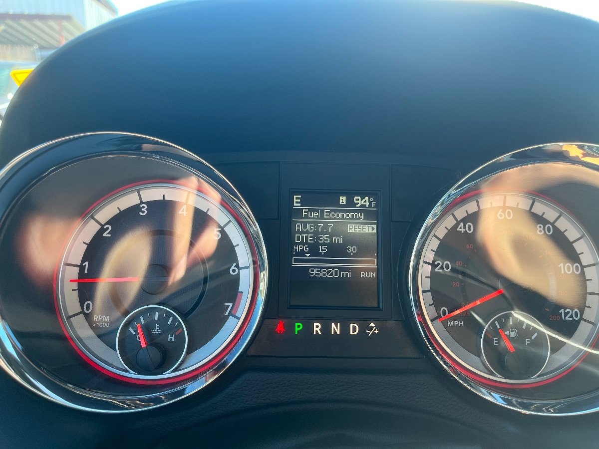 Used 2016 Dodge Grand Caravan R/T w/ Driver Convenience Group FWD image 19