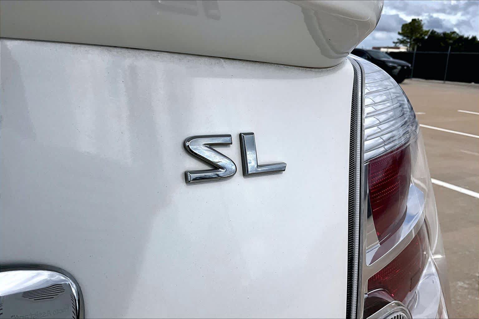 Used 2012 Nissan Sentra 2.0 SL w/ Navigation Pkg FWD image 7
