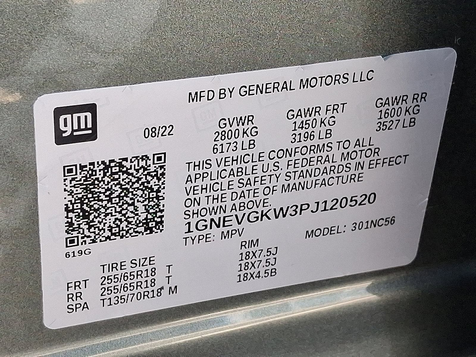 Used 2023 Chevrolet Traverse LT w/ LPO, Floor Liner Package image 29