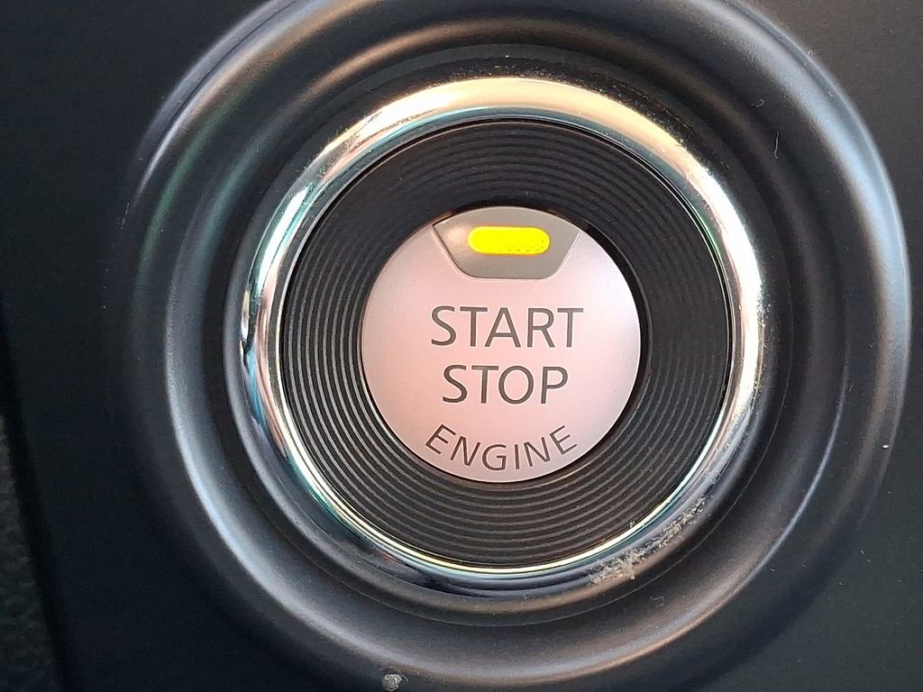 Used 2024 Nissan Titan SV w/ Accessory Utility Package image 22