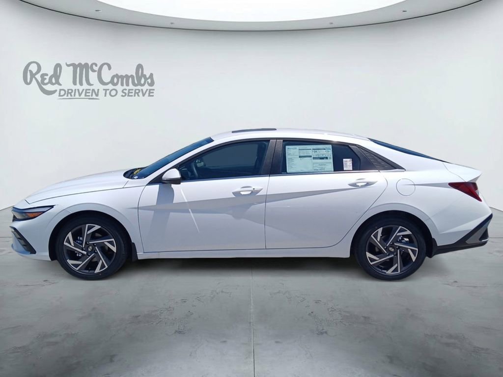 New 2026 Hyundai Elantra Limited FWD image 2