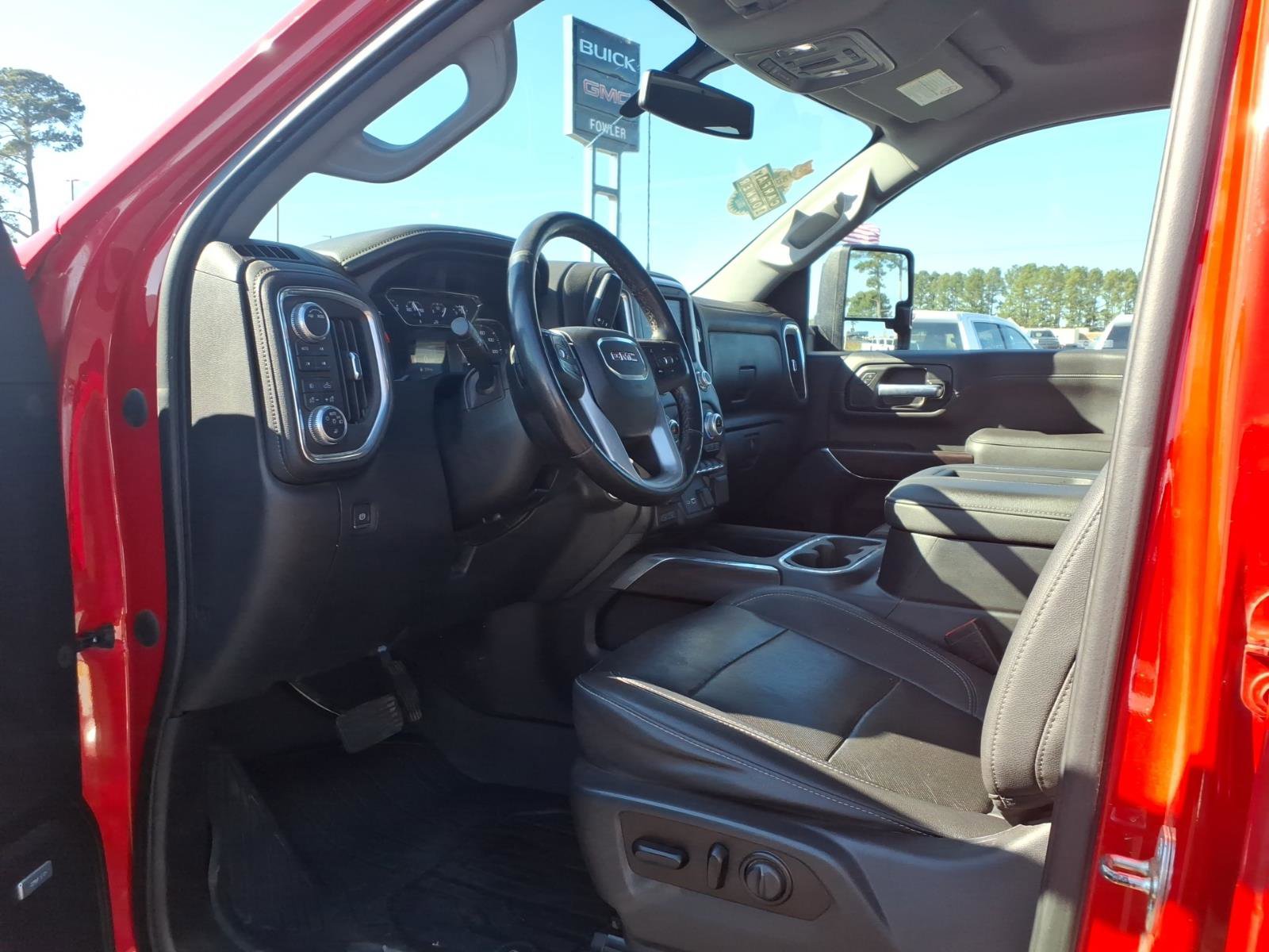 Used 2021 GMC Sierra 2500 SLT w/ SLT Premium Package image 21