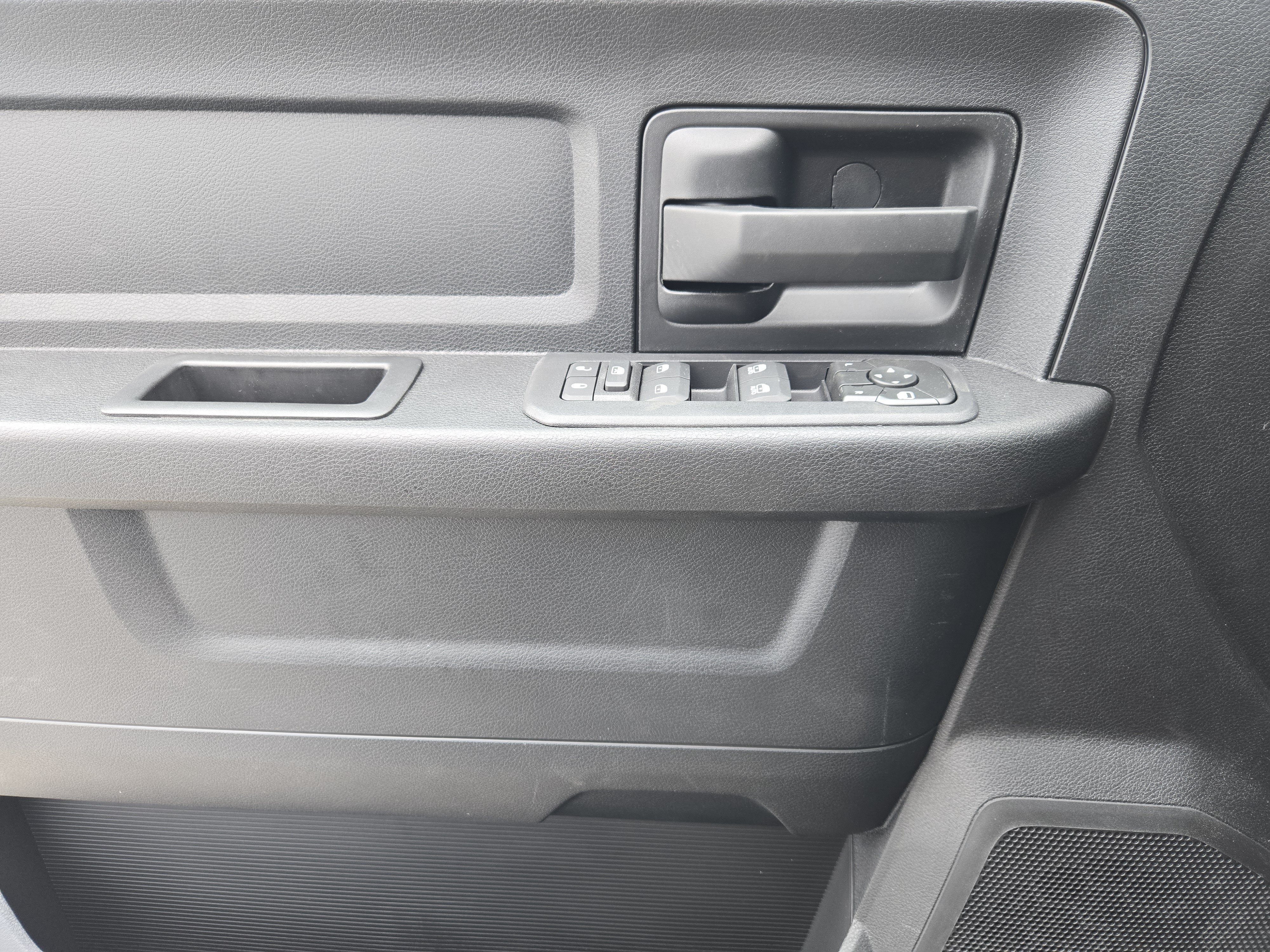 New 2026 RAM 3500 Tradesman AWD/4WD image 19