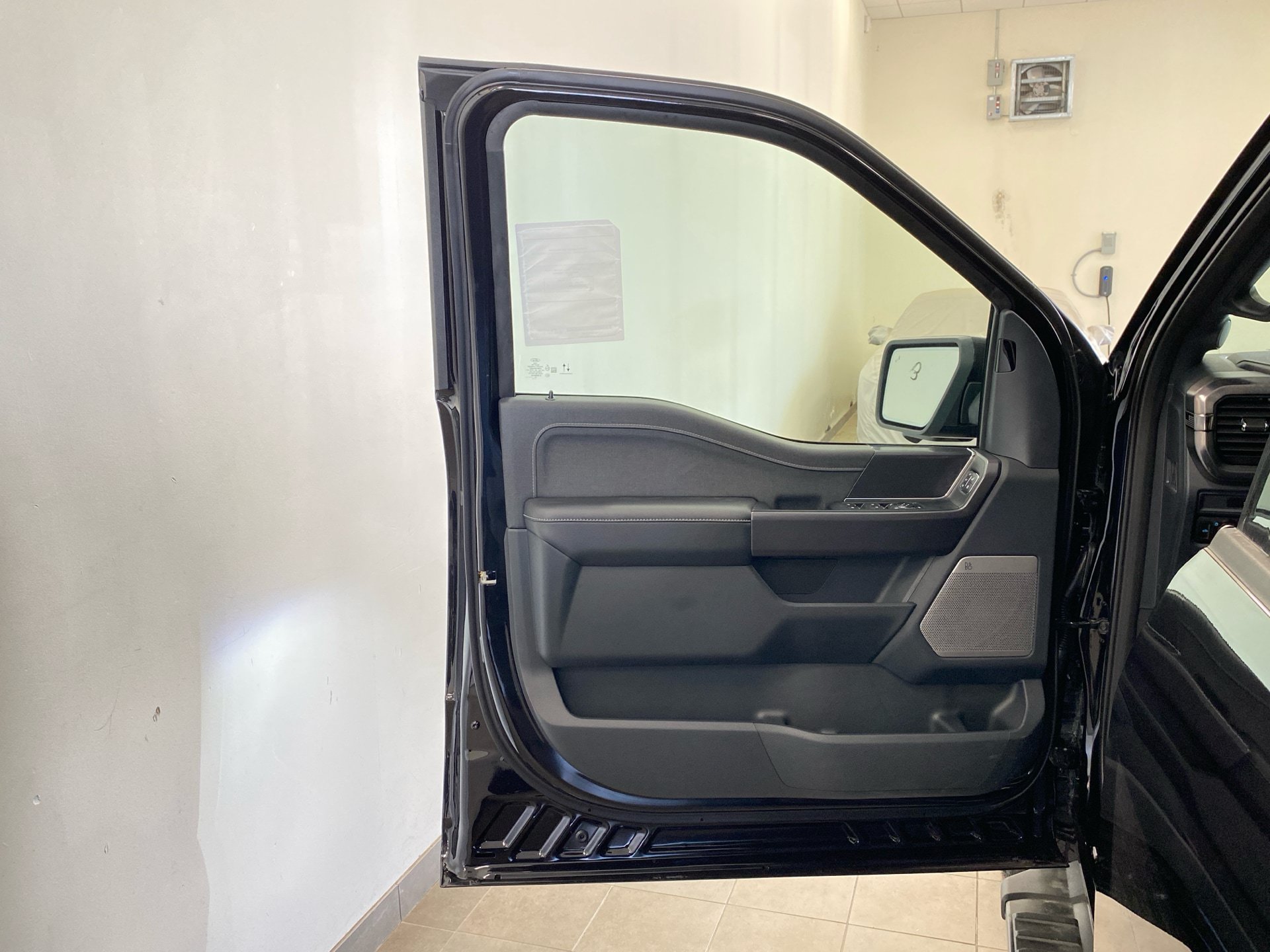 New 2026 Ford F150 Lariat w/ Equipment Group 501A Mid AWD/4WD image 15
