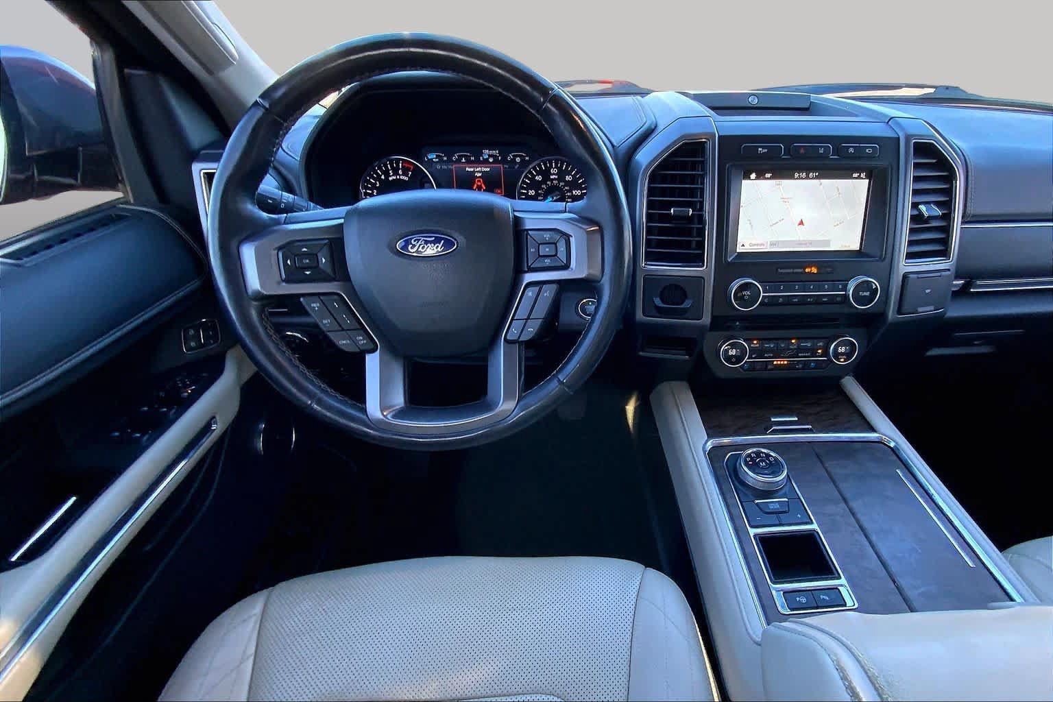 Used 2018 Ford Expedition Platinum RWD image 6