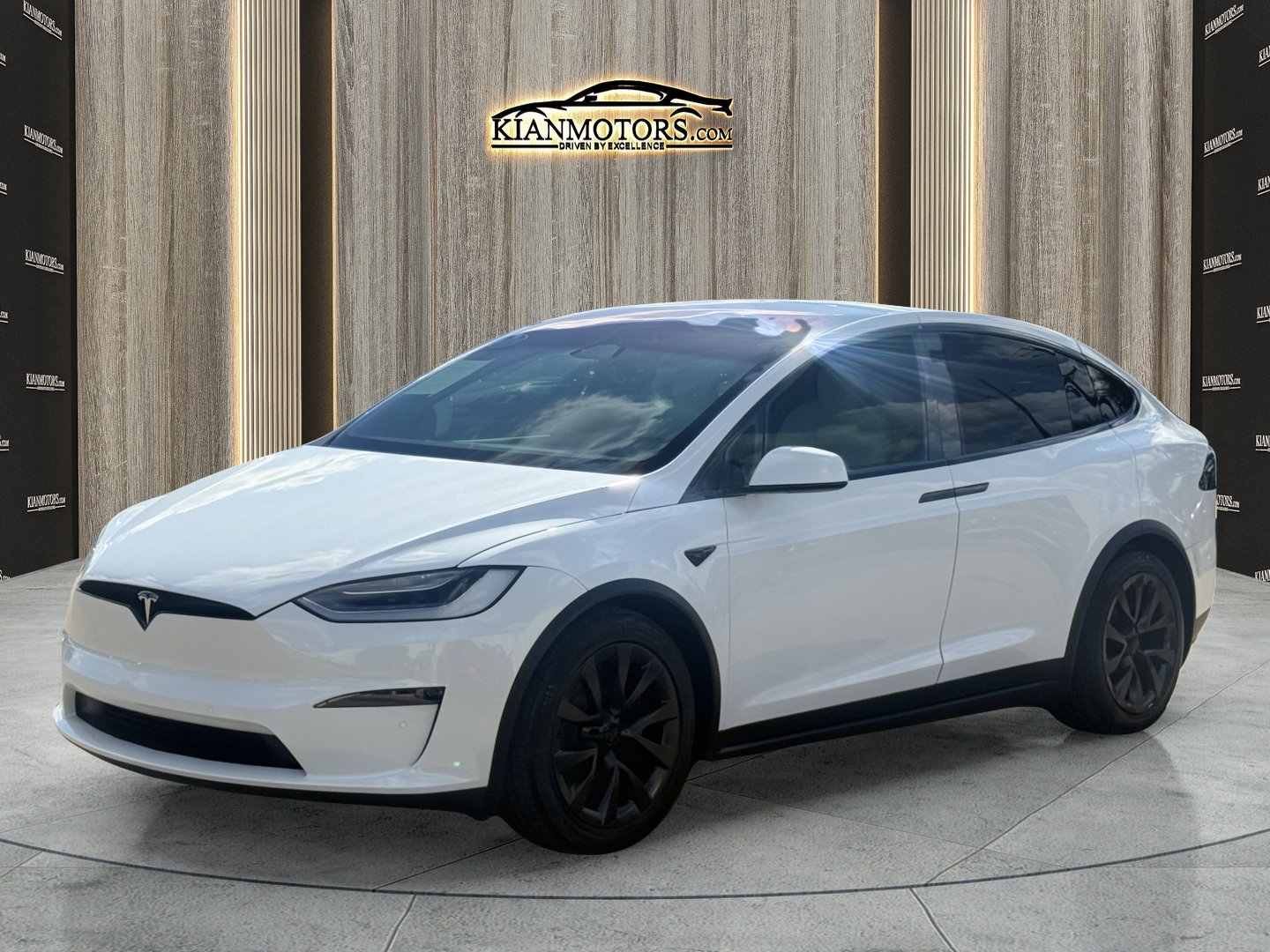 Used 2023 Tesla Model X AWD/4WD image 8
