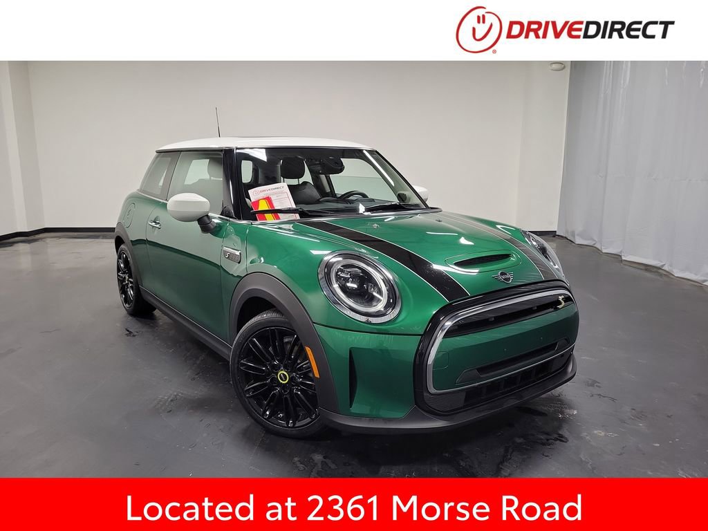 Used 2023 MINI Cooper SE video 1