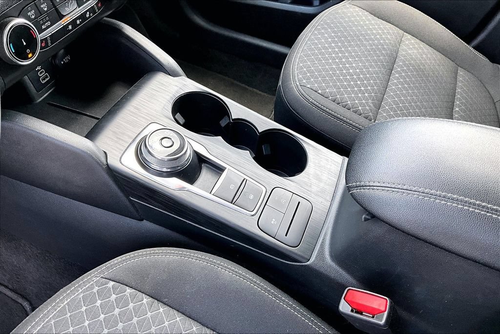 Used 2024 Ford Escape Active w/ Cold Weather Package FWD image 15