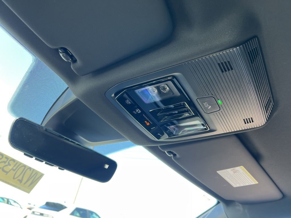 New 2026 Volkswagen Atlas Cross Sport SEL Premium R-Line image 22