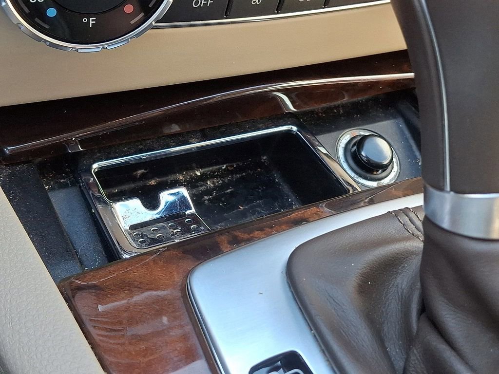 Used 2013 Mercedes-Benz C 250 Sedan image 26