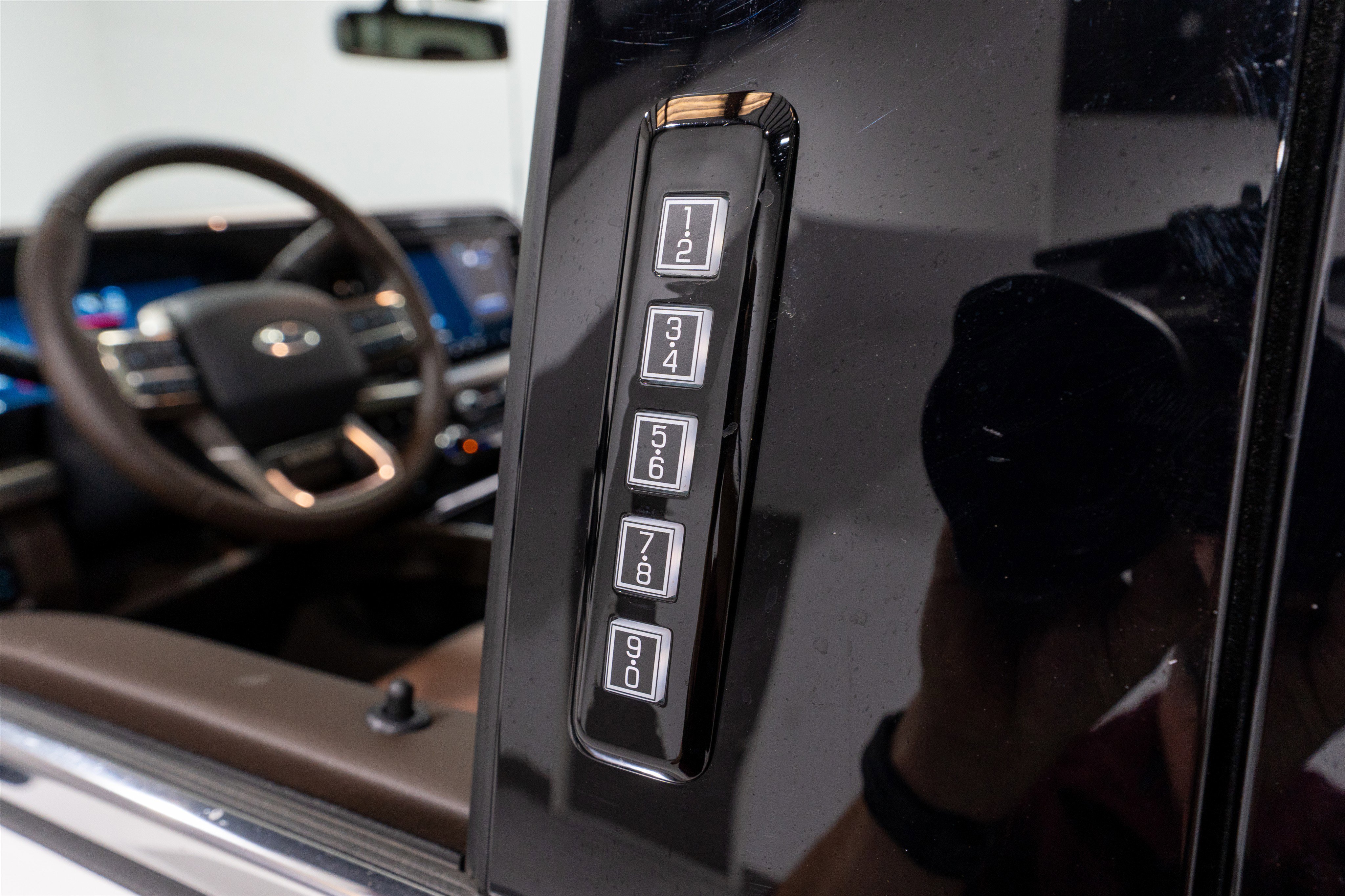 Used 2026 Ford F250 King Ranch w/ Chrome Package image 12