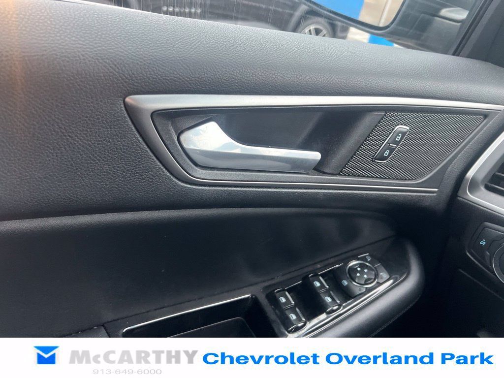 Used 2015 Ford Edge SEL w/ Equipment Group 201A FWD image 16