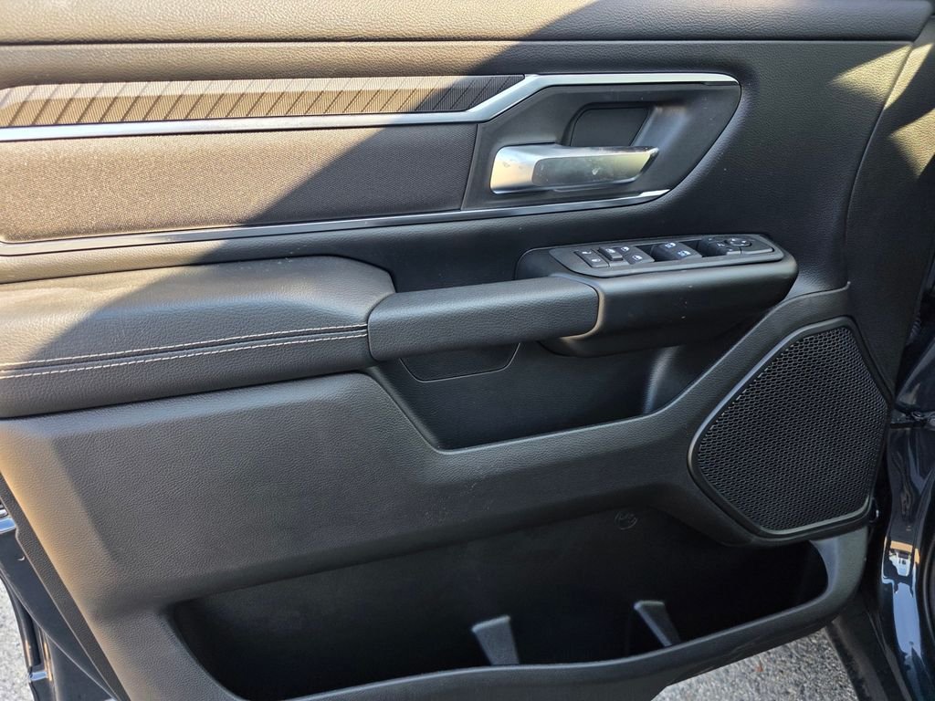 New 2026 RAM 1500 Big Horn w/ Night Edition AWD/4WD image 8