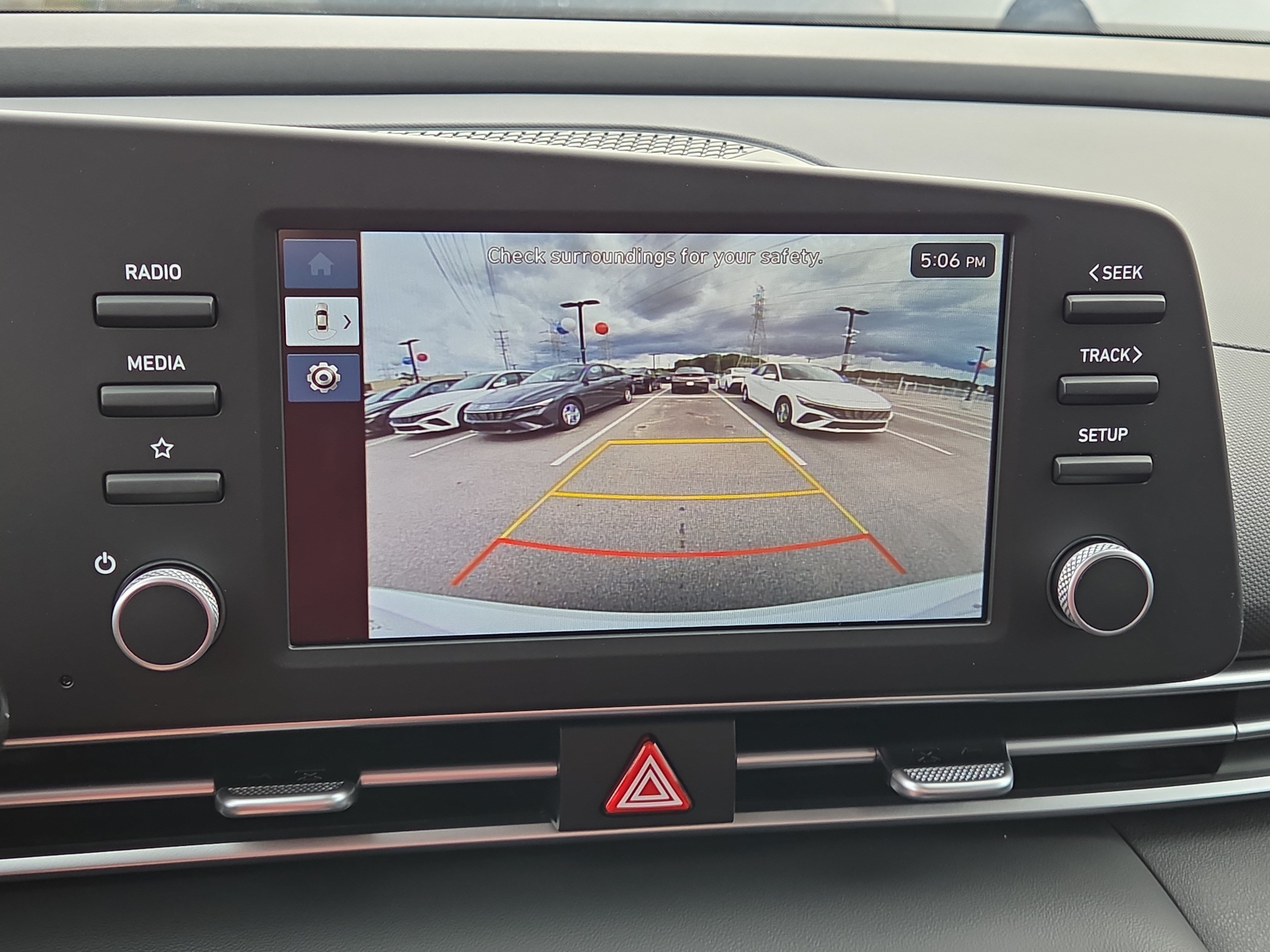 New 2026 Hyundai Elantra SE FWD image 11