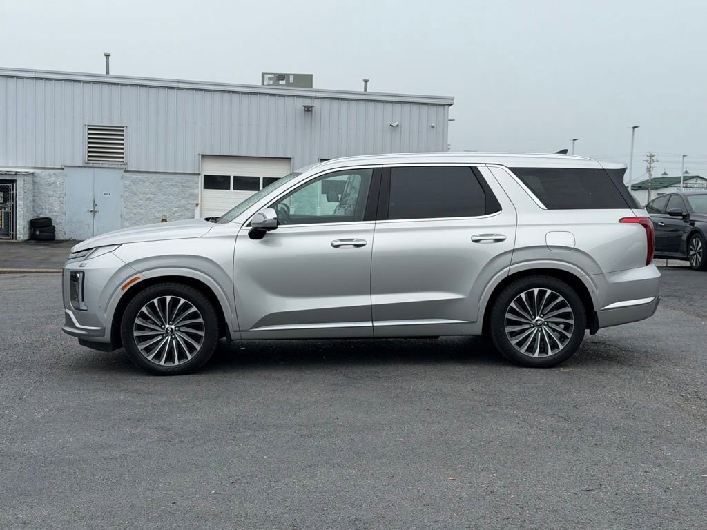 Used 2023 Hyundai Palisade Calligraphy FWD image 8